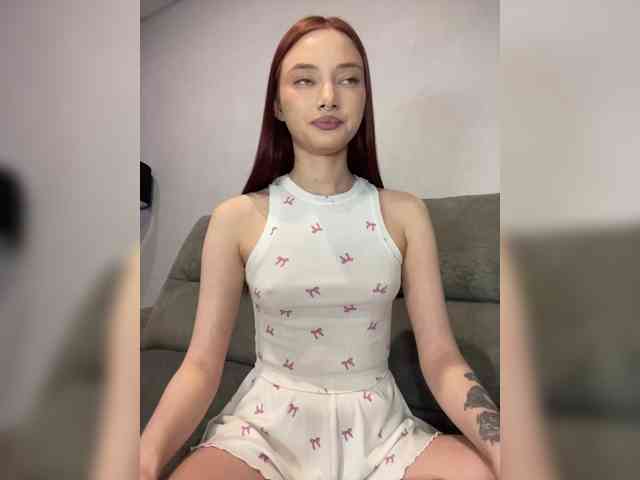 Alice__Foxx