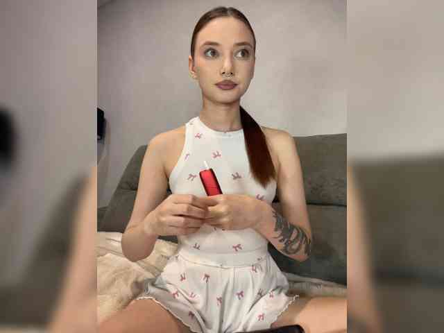 Model: ALice__FoXx