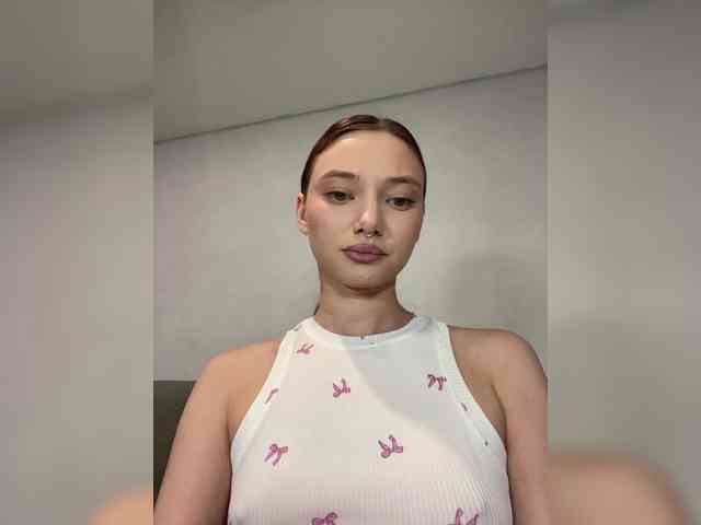 Alice__Foxx