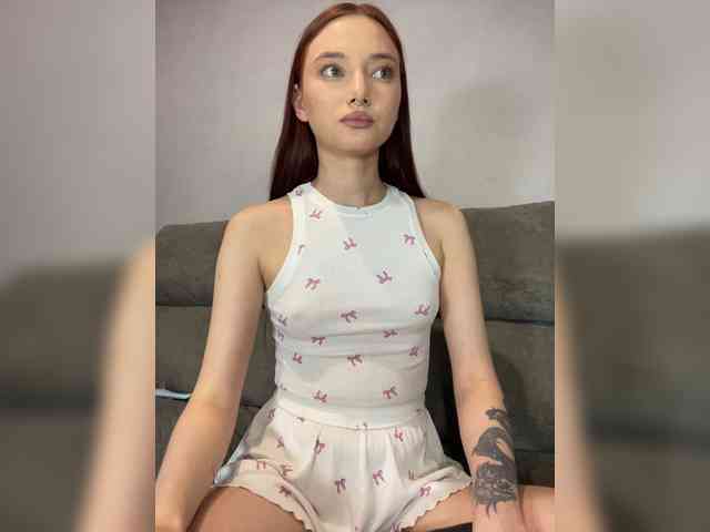 Model: ALice__FoXx