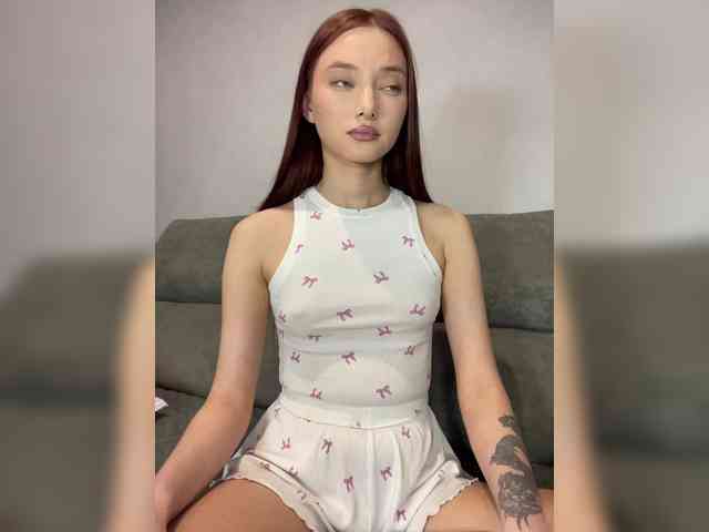 Model: ALice__FoXx
