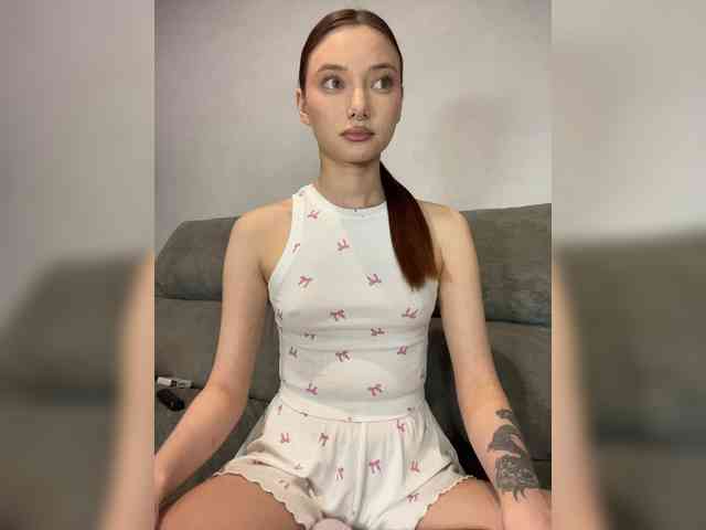 Model: ALice__FoXx