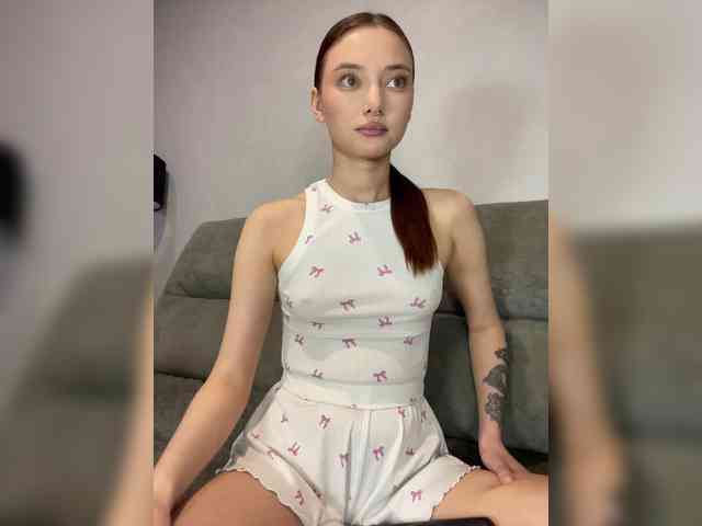 Model: ALice__FoXx