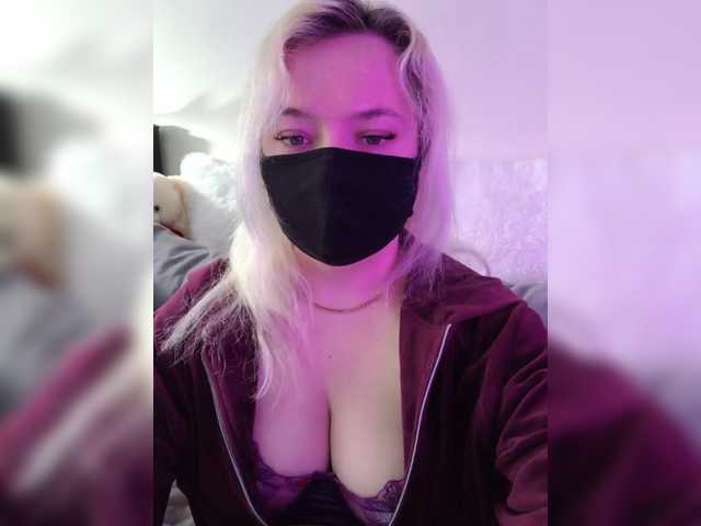 Alicekitty's BongaCams show and profile