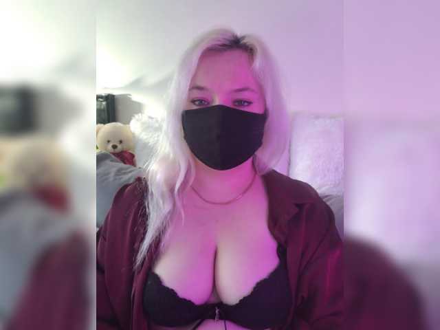 Alicekitty live cam on BongaCams