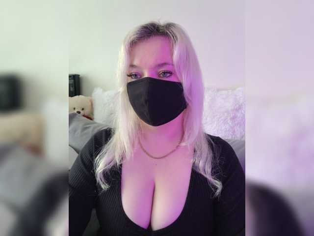 Alicekitty live cam on BongaCams
