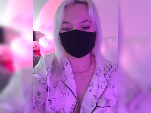Alicekitty live cam preview