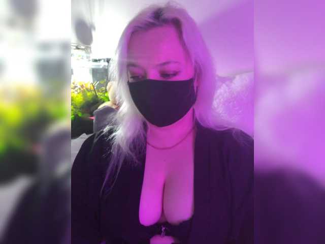 Alicekitty live cam on BongaCams