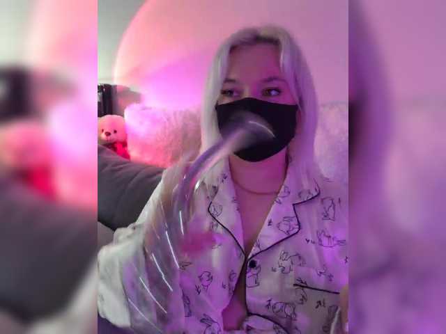Alicekitty live cam preview
