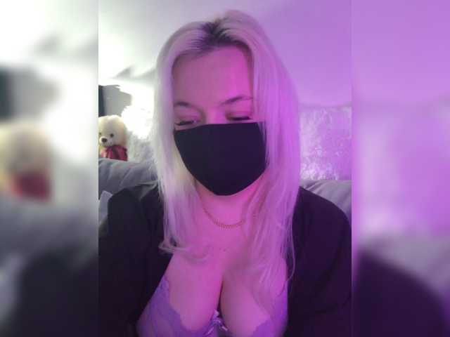 Alicekitty live cam on BongaCams