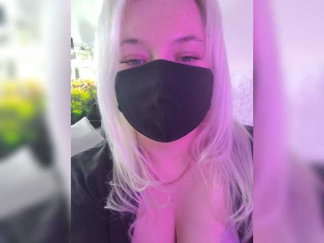 Alicekitty live cam on BongaCams