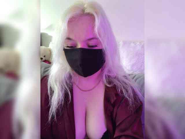 Modelo: Alicekitty