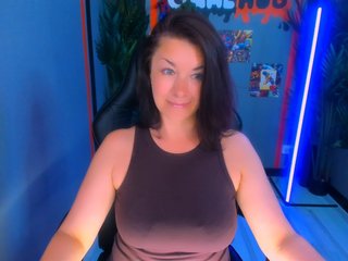 AnaMills Porn Show