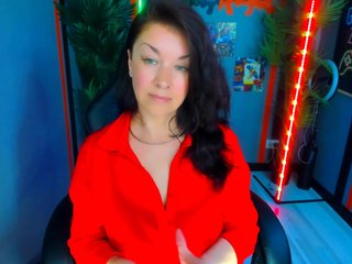 AnaMills Porn Show