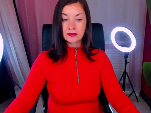 AnaMills live cam on BongaCams