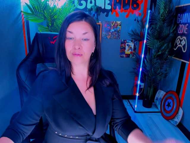 AnaMills live cam on BongaCams