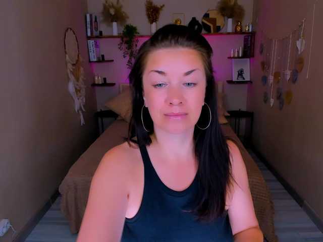 AnaMills live cam on BongaCams