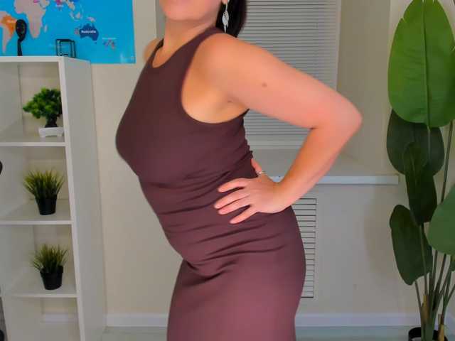 AnaMills live webcam show