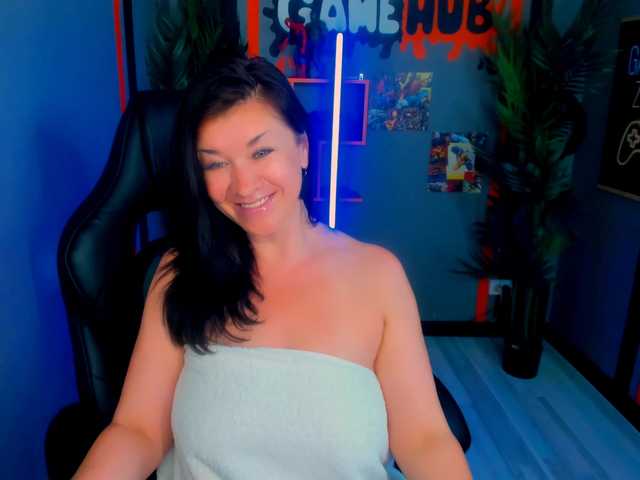 AnaMills live webcam show