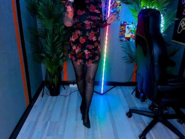 AnaMills live cam on BongaCams