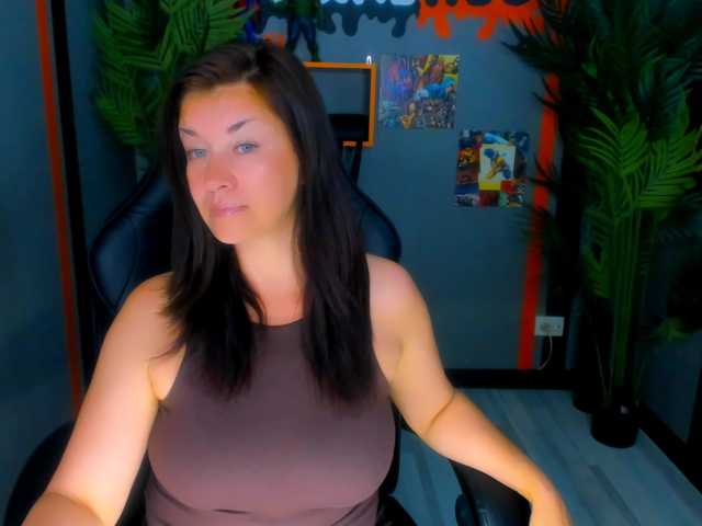 AnaMills live cam on BongaCams