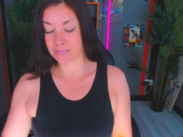 AnaMills live cam on BongaCams