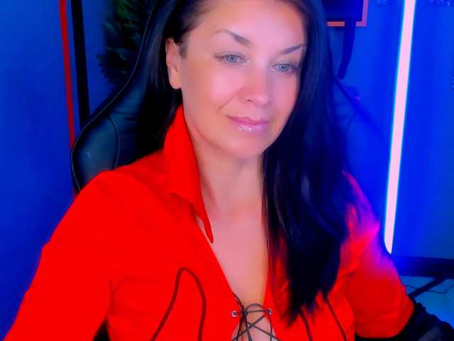 AnaMills live cam on BongaCams
