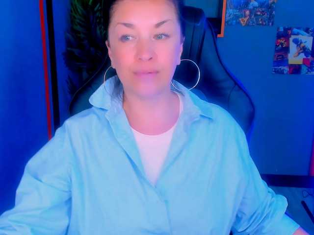 AnaMills live cam on BongaCams