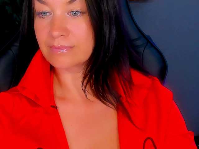 AnaMills Live Cam pe BongaCams