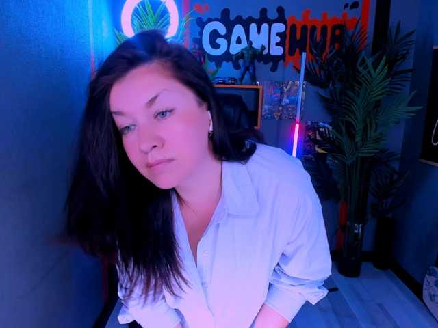 AnaMills live cam on BongaCams