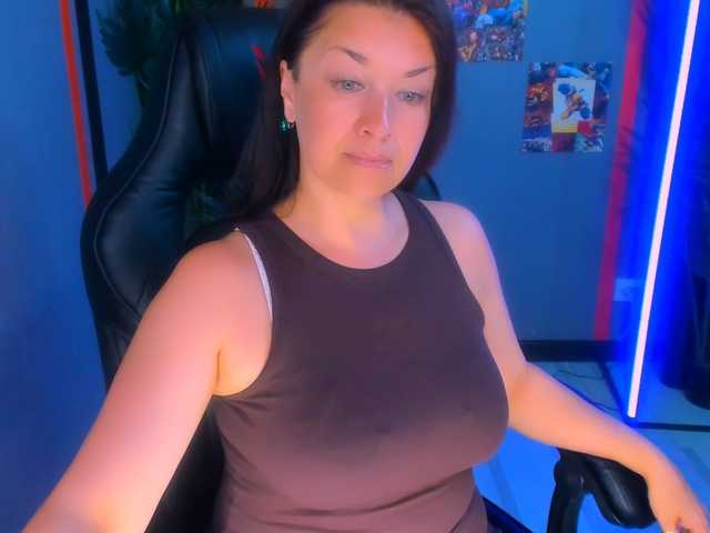 AnaMills live cam on BongaCams