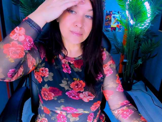 AnaMills live cam on BongaCams
