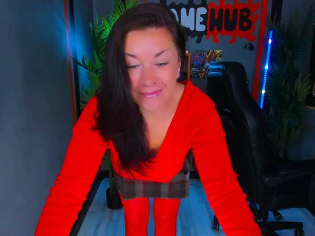 AnaMills live cam on BongaCams