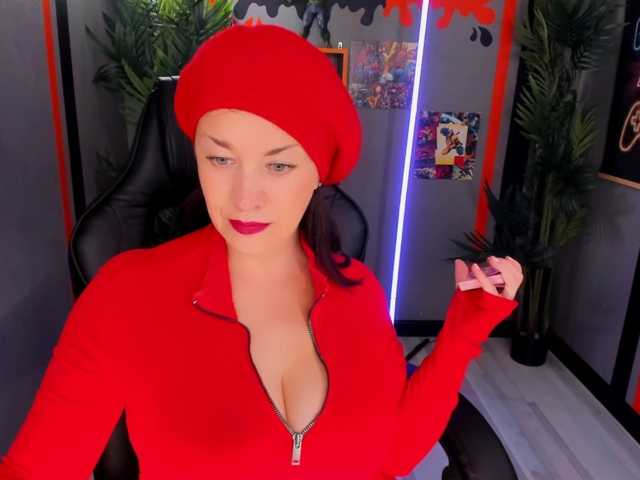 AnaMills live cam on BongaCams