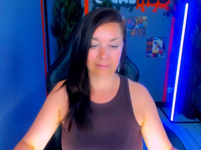 AnaMills live webcam show