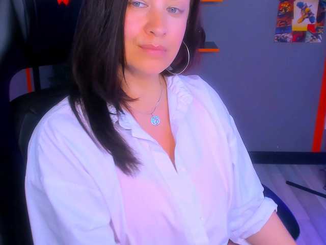 anamills live sex show