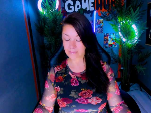AnaMills live cam on BongaCams