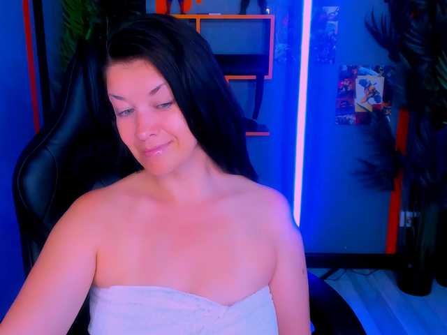AnaMills live cam on BongaCams