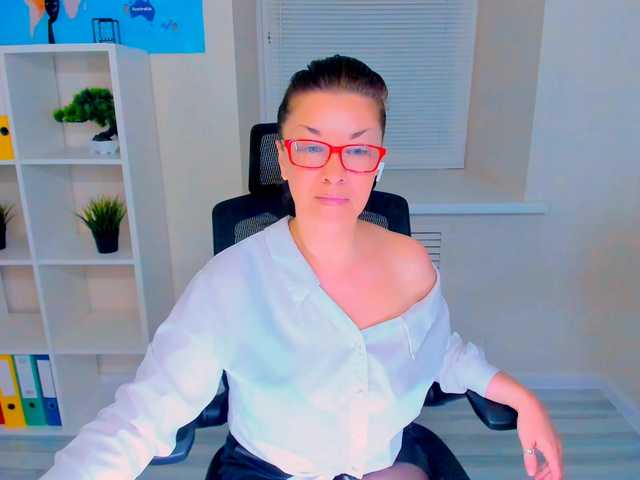 AnaMills live cam on BongaCams
