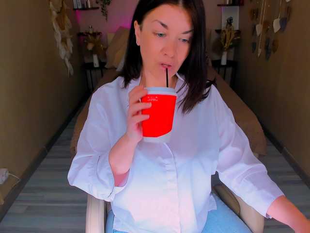 AnaMills live cam on BongaCams