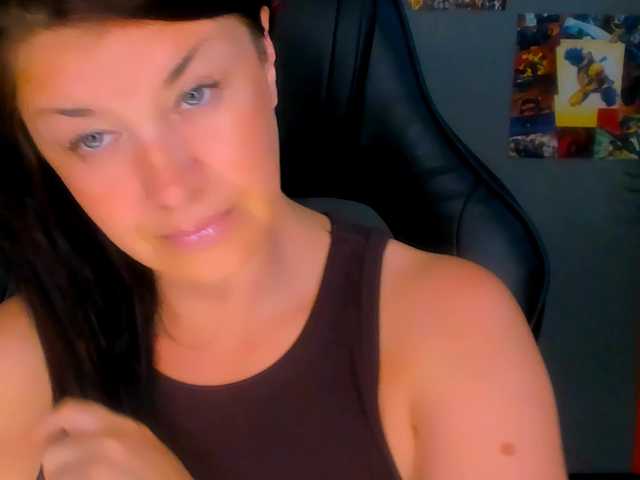 AnaMills live cam on BongaCams