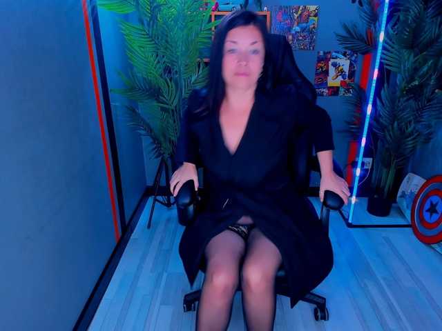 AnaMills live cam on BongaCams