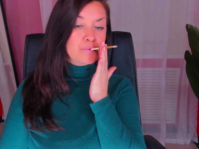 AnaMills live cam on BongaCams