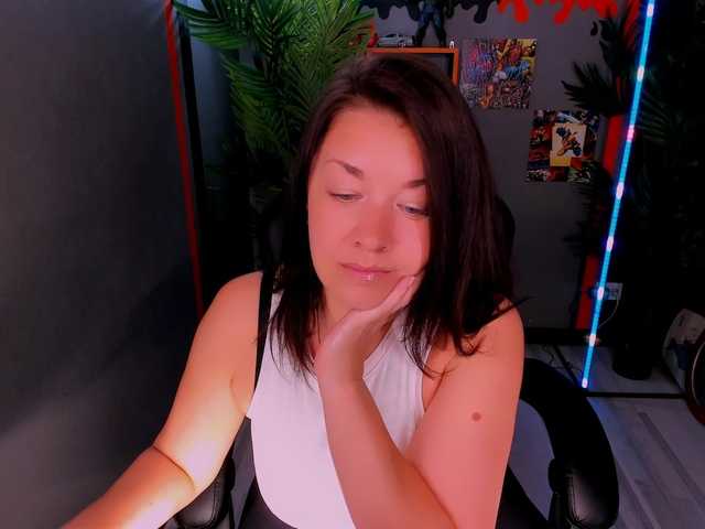 AnaMills live cam on BongaCams