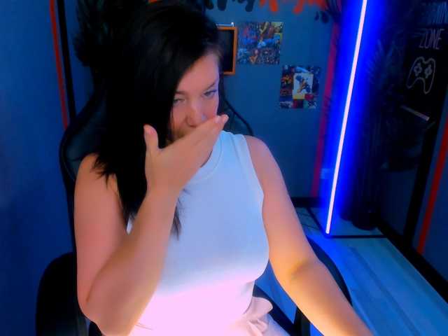AnaMills live cam on BongaCams