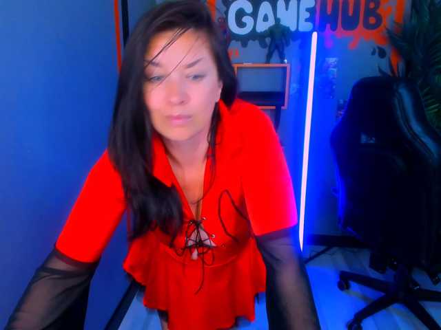 AnaMills live cam on BongaCams