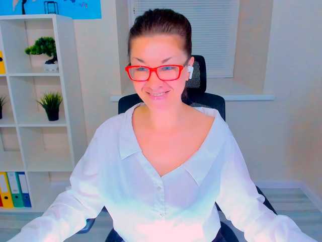AnaMills live cam on BongaCams
