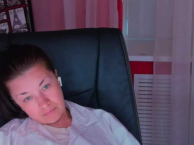 AnaMills live cam on BongaCams