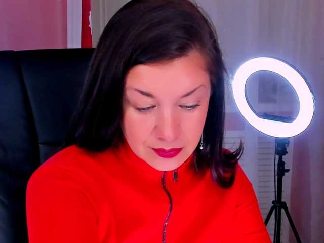 AnaMills live cam preview
