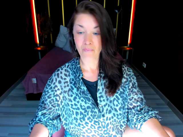 AnaMills live cam on BongaCams